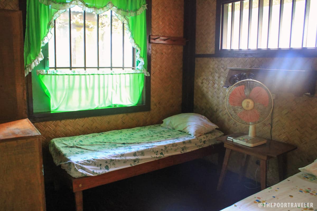 cliffside cottages room