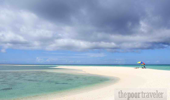 The side of the sandbar with gentle waves