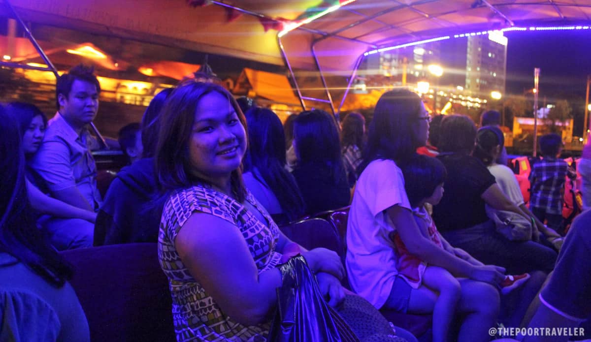 melaka river cruise tourists