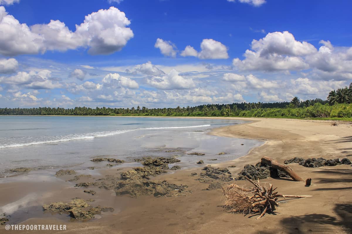calomotan beach laoang northern samar