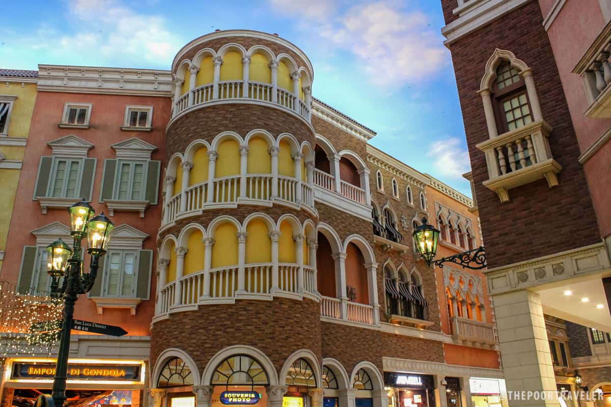 venetian macau buildings