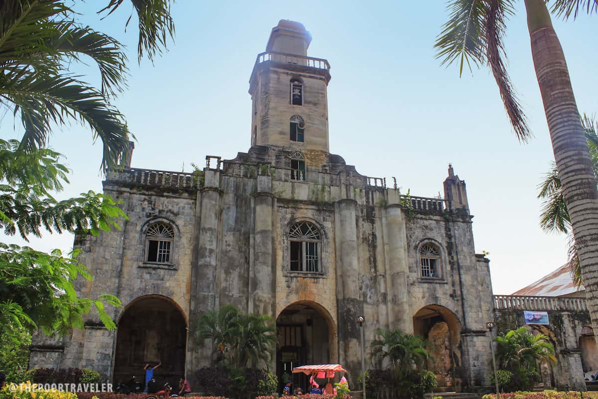 Facade of Albur Church