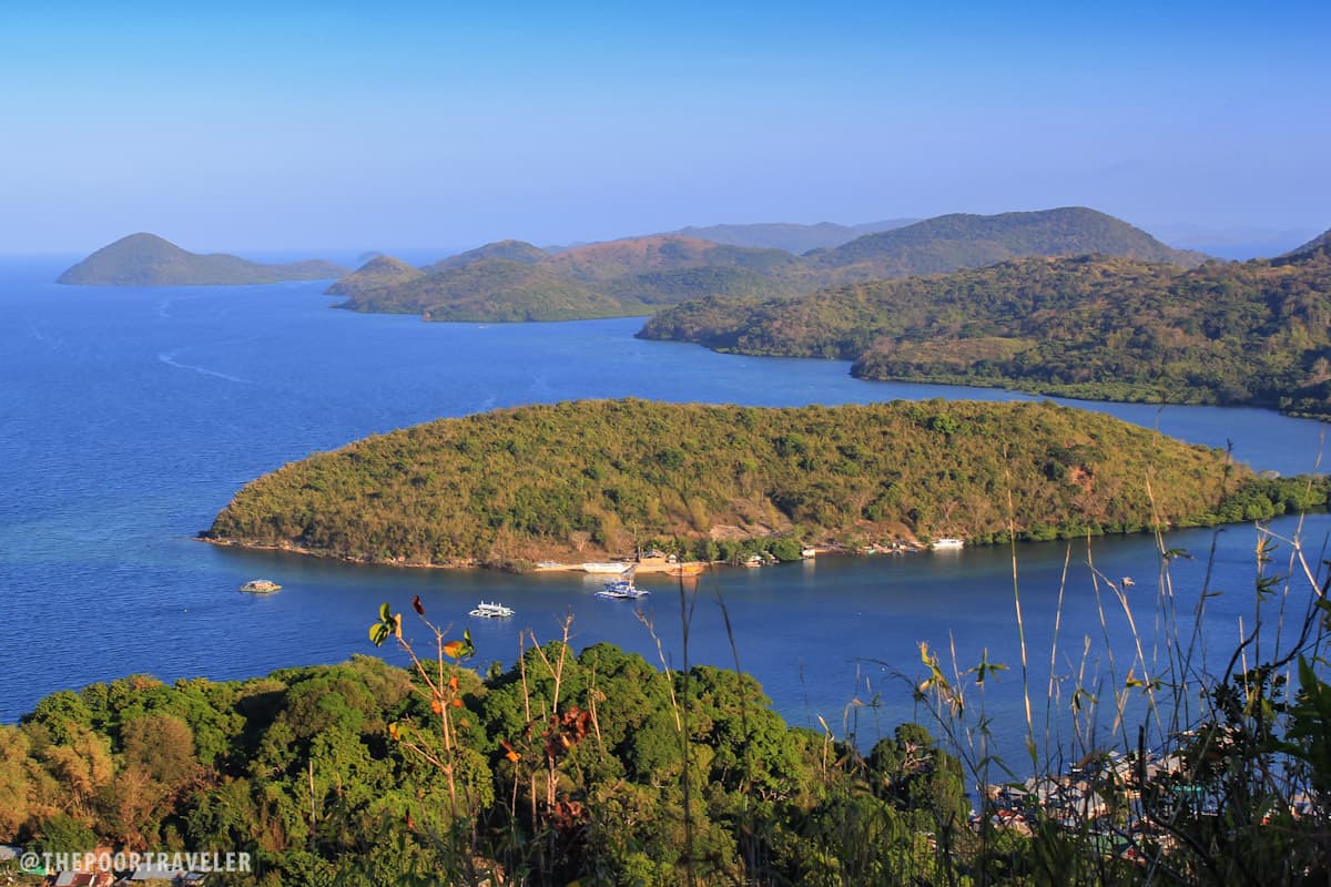 Neighboring islands to the south