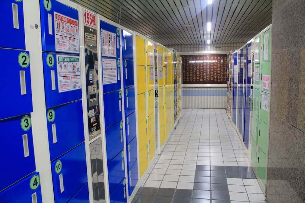 Lockers at Taipei train station