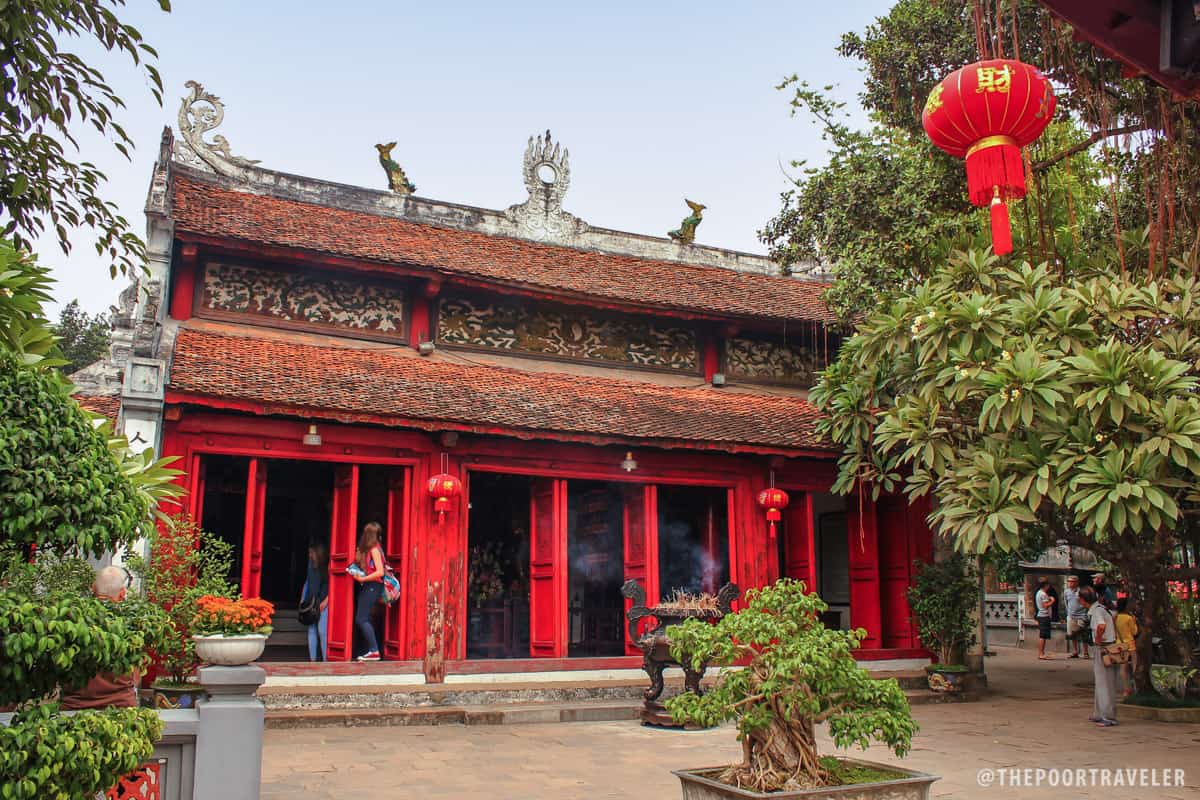 Ngoc Son Temple