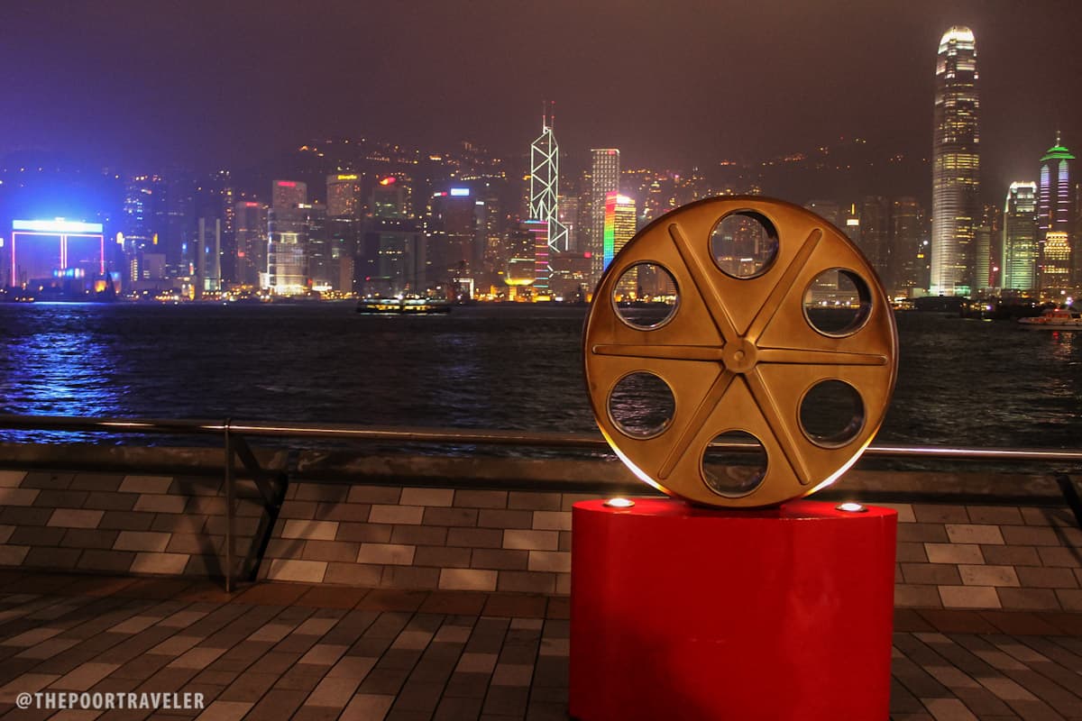 A film reel, one of the many movie-related items at the promenade