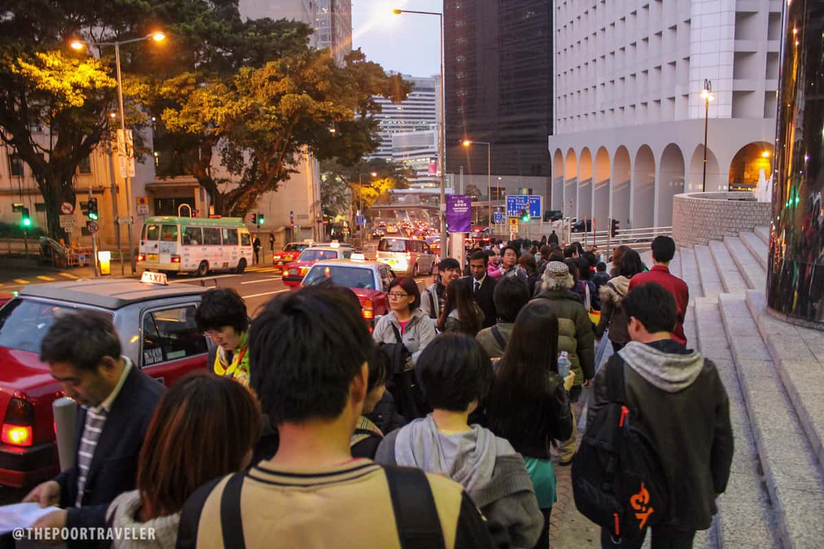 The long queue to the Peak Tram Lower Terminus