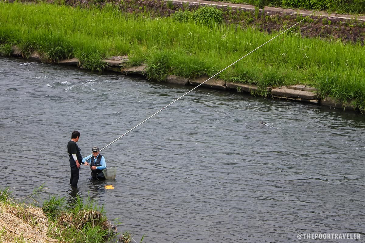 Locals fishing at Oi River