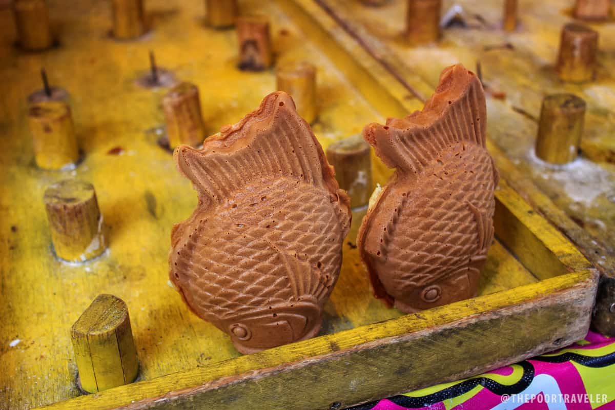 Taiyaki. Fish-shaped cakes.