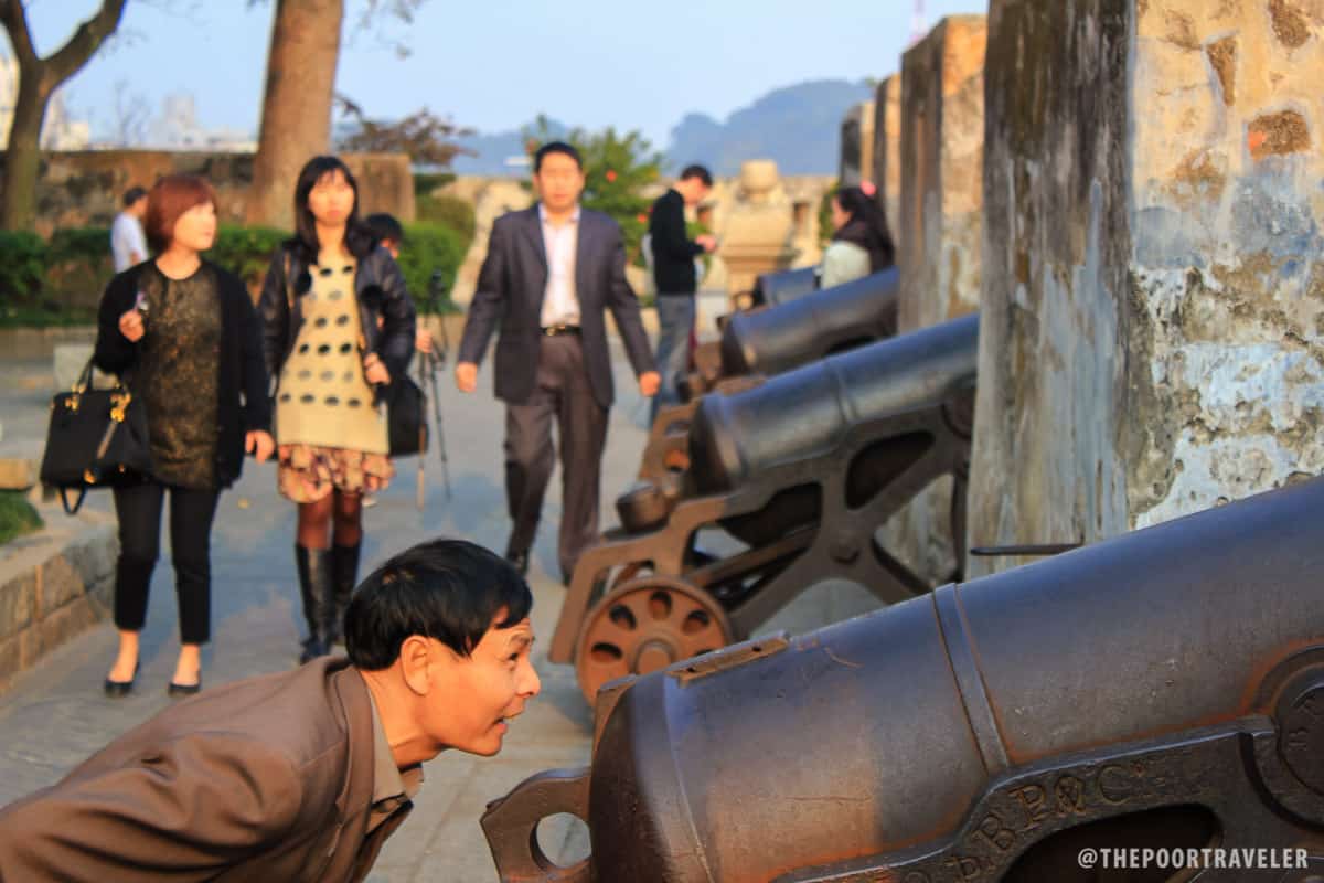 Cannons line up by the parapets of the fortress