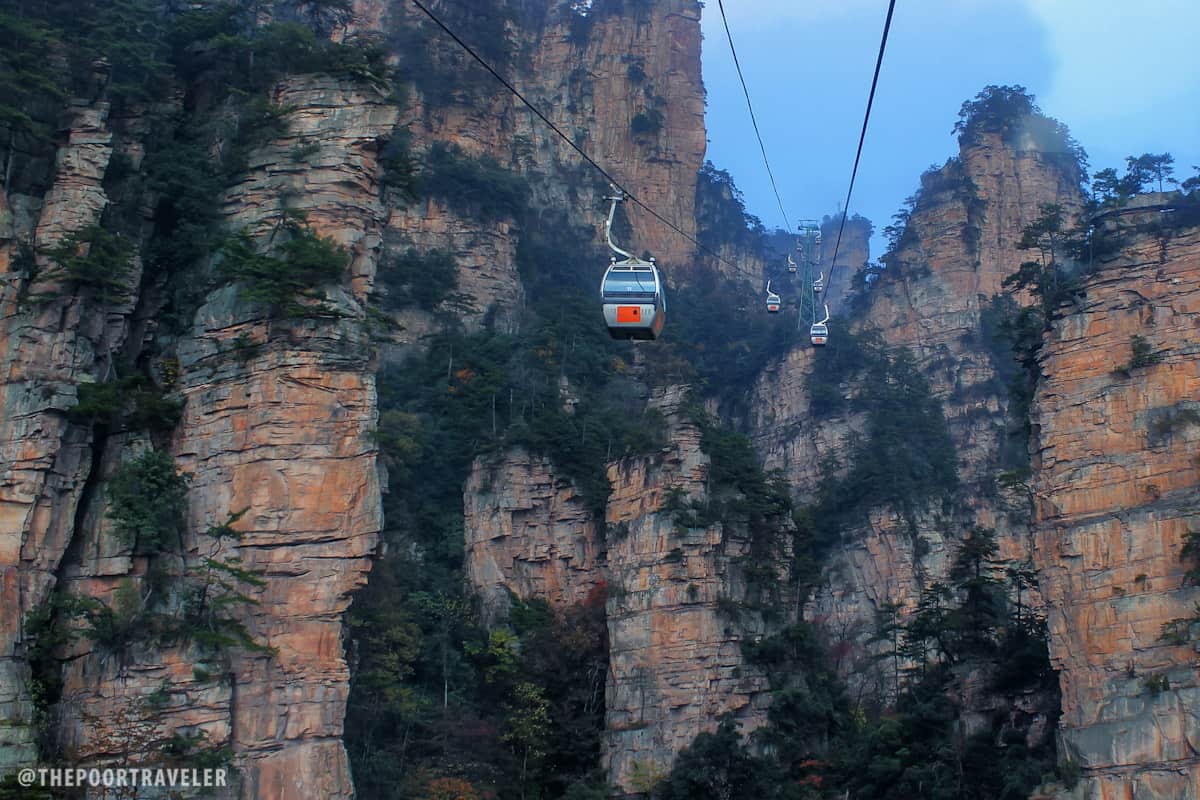 Cableway to Tianzi Peak