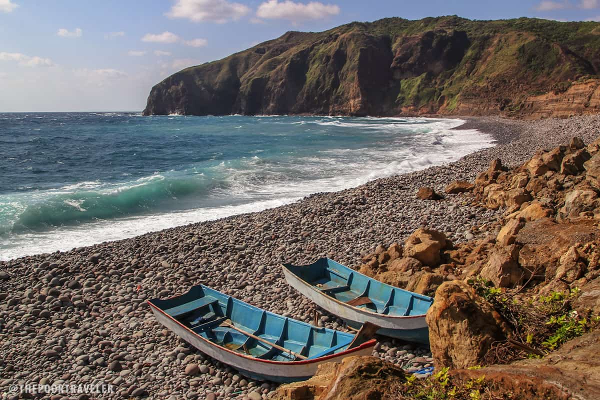 Tataya boats docked at Valugan Beach