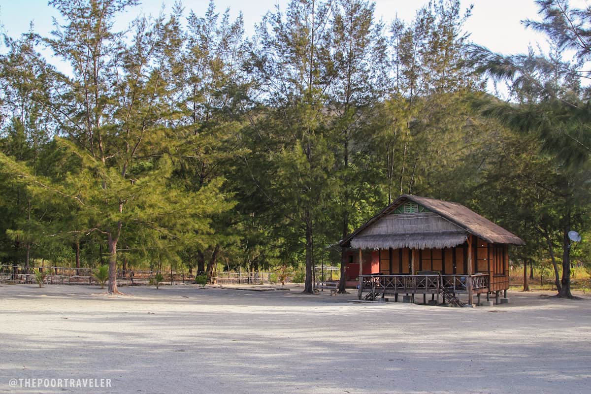 A hut for rent at Puerto Silanguin