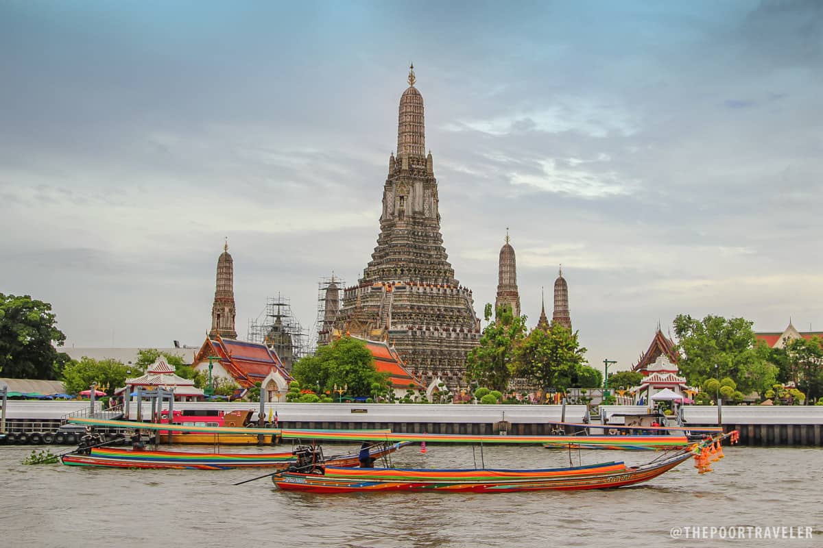 You cannot miss Wat Arun if you're on the boat.