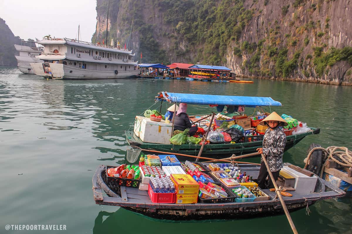 A floating shop selling refreshments.