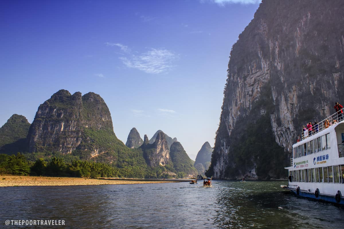 The river cruise begins at Zhujiang Pier