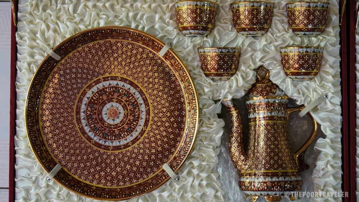 Benjarong Porcelain Village - Plate and Tea Set