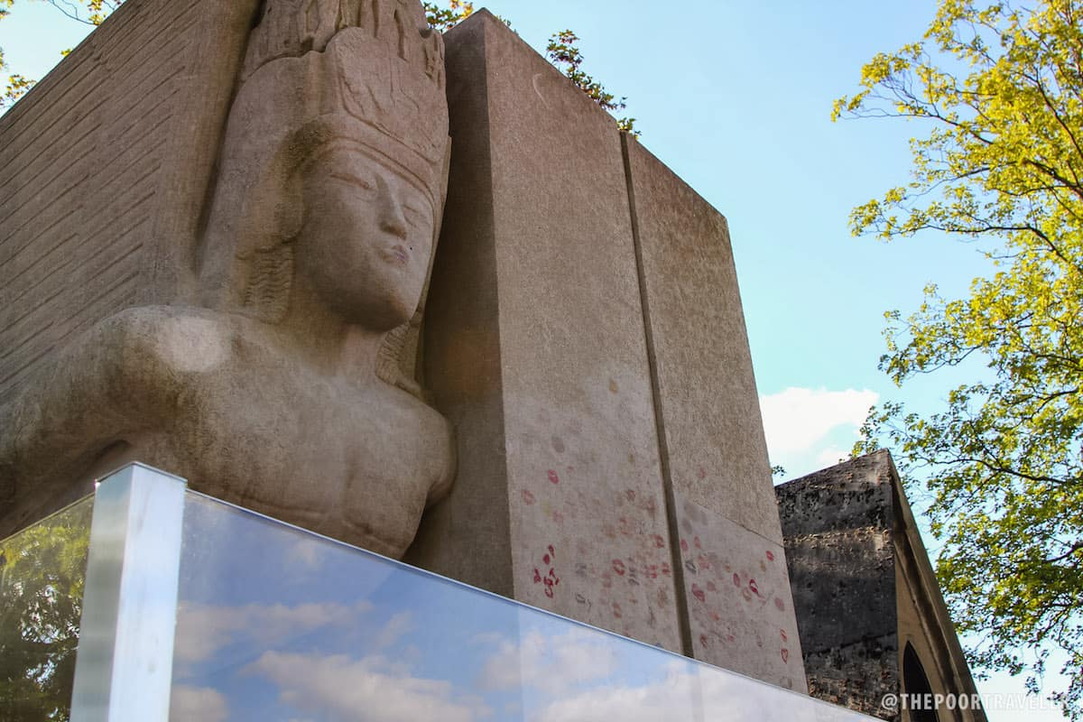 Oscar Wilde's Tomb. See all the kiss marks?