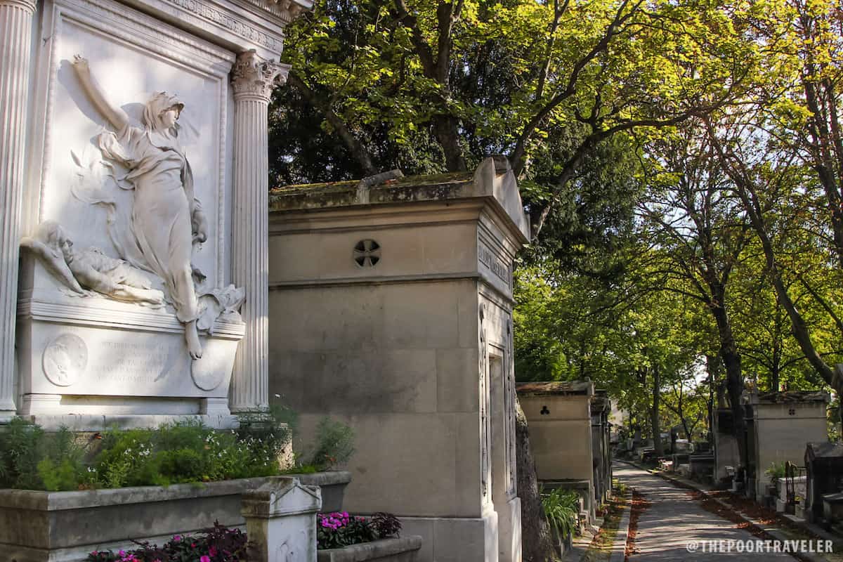 More funerary artworks adorning the graves