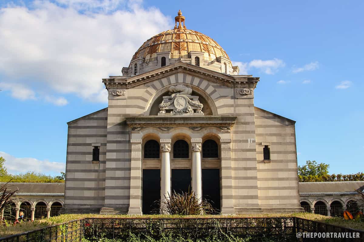 The neo-Byzantine design of Crématorium du Pere Lachaise