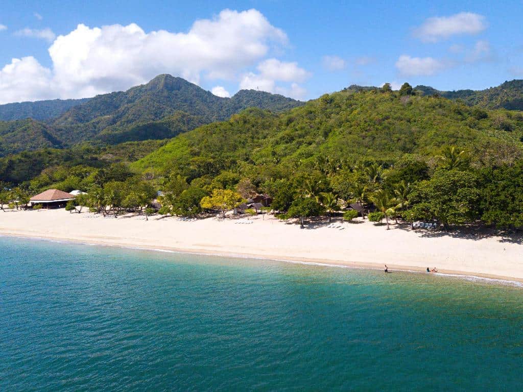 batangas tourist spot beach