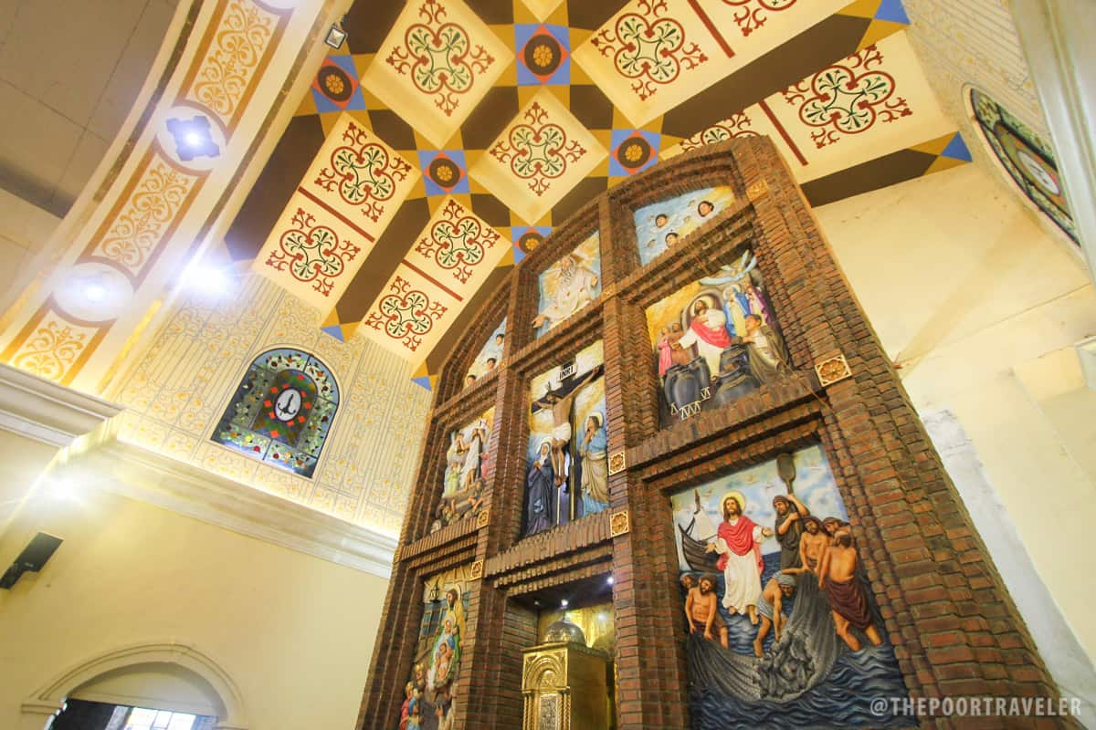 Saint Philomene Church - Interior