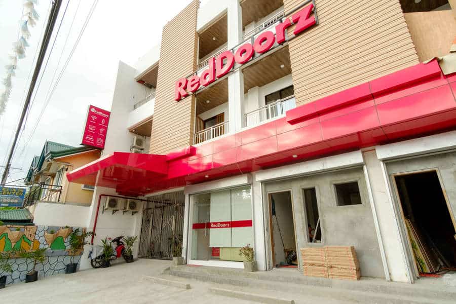 RedDoorz Plus @ JNV Dream Hotel Subic Zambales
