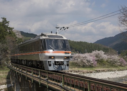 Limited Express Hida to Takayama