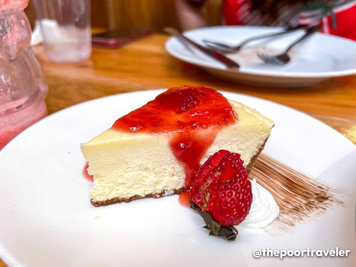 Queens Strawberry Cheesecake