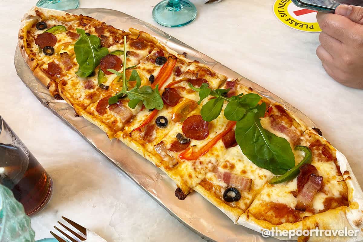 Cafe Maruja Boracay Pizza