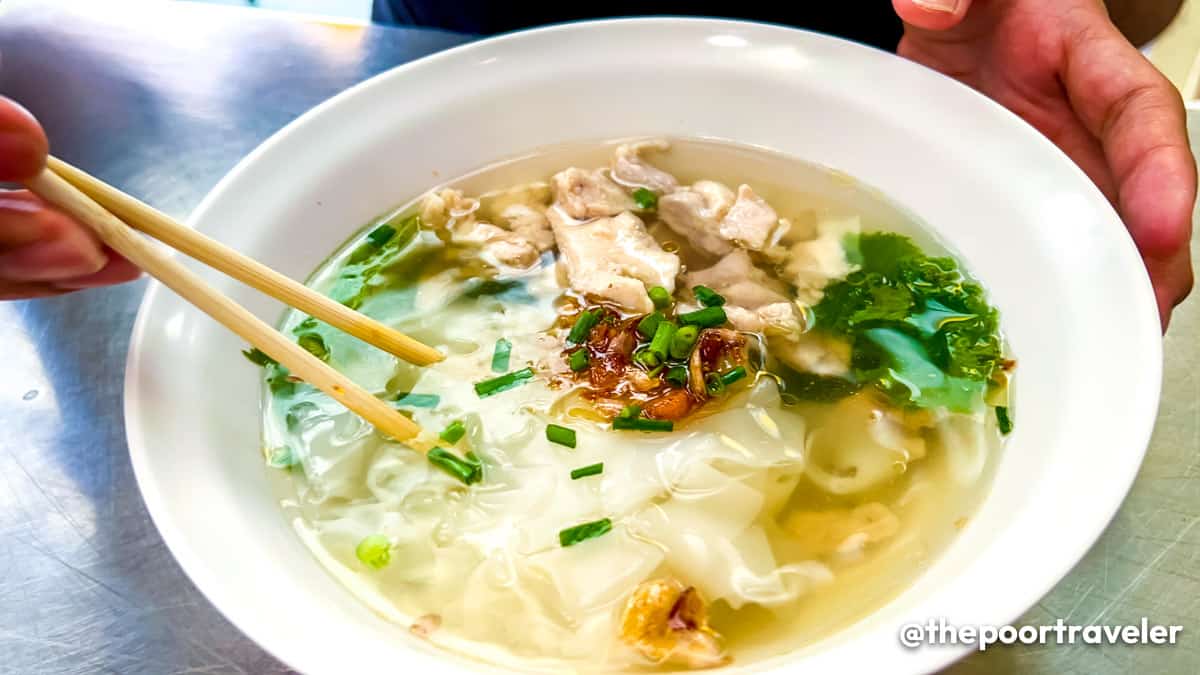 Ann Guay Tiew Kua Gai Chicken Noodle Soup