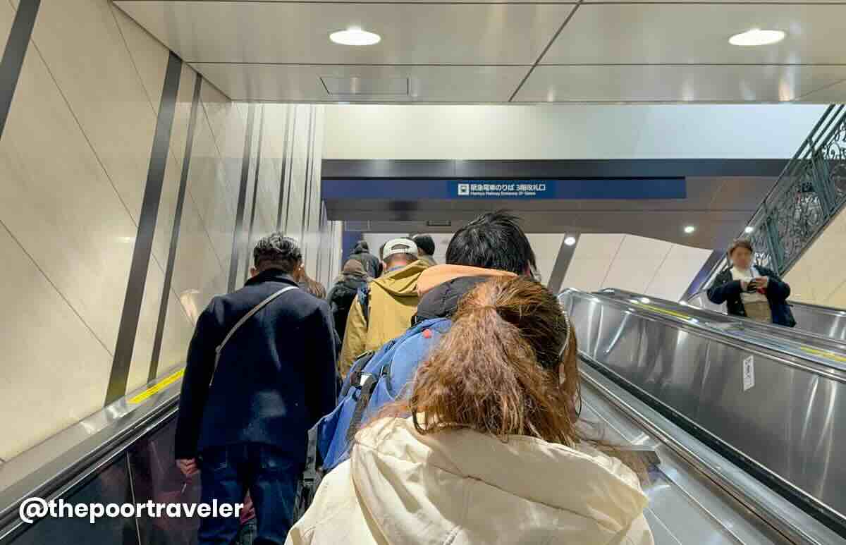 Osaka Escalator (Hankyu Railway Entrance)