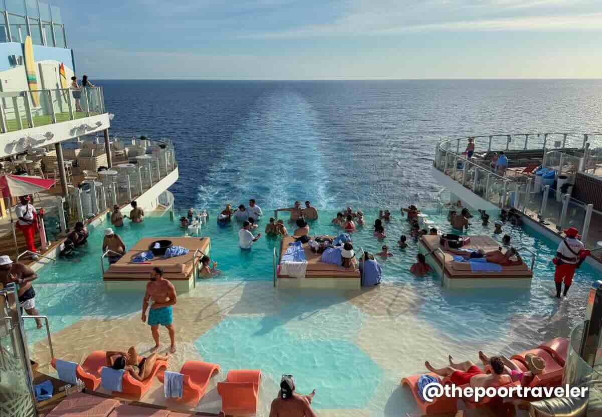 Icon of the Seas Cove Pool