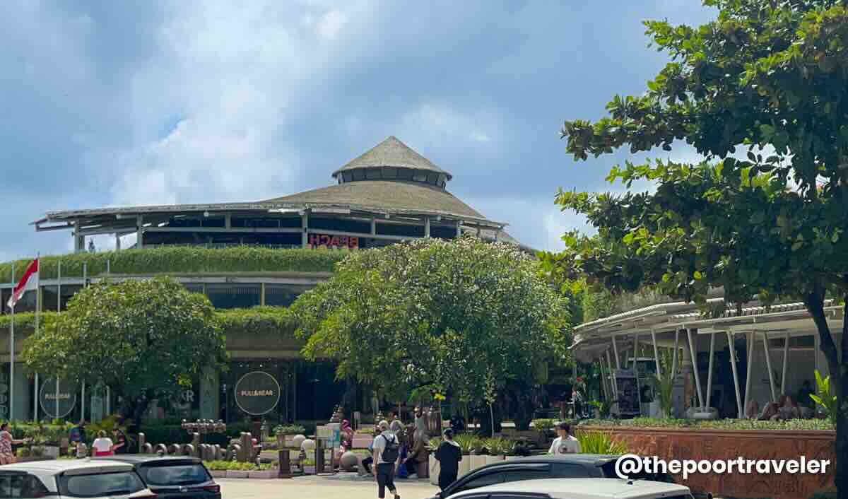 Beachwalk Shopping Center Kuta Bali