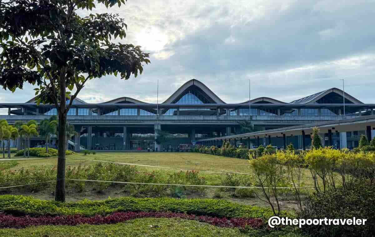 Clark International Airport Facade