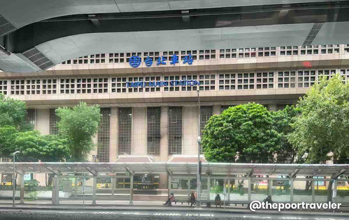 Taipei Main Station Facade