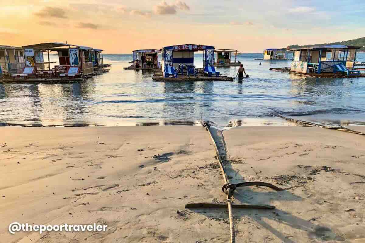 Matabungkay Floating Cottages